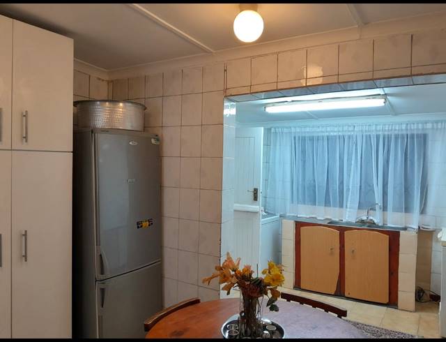 2 BEDROOM HOUSE FOR SALE IN AUSTERVILLE